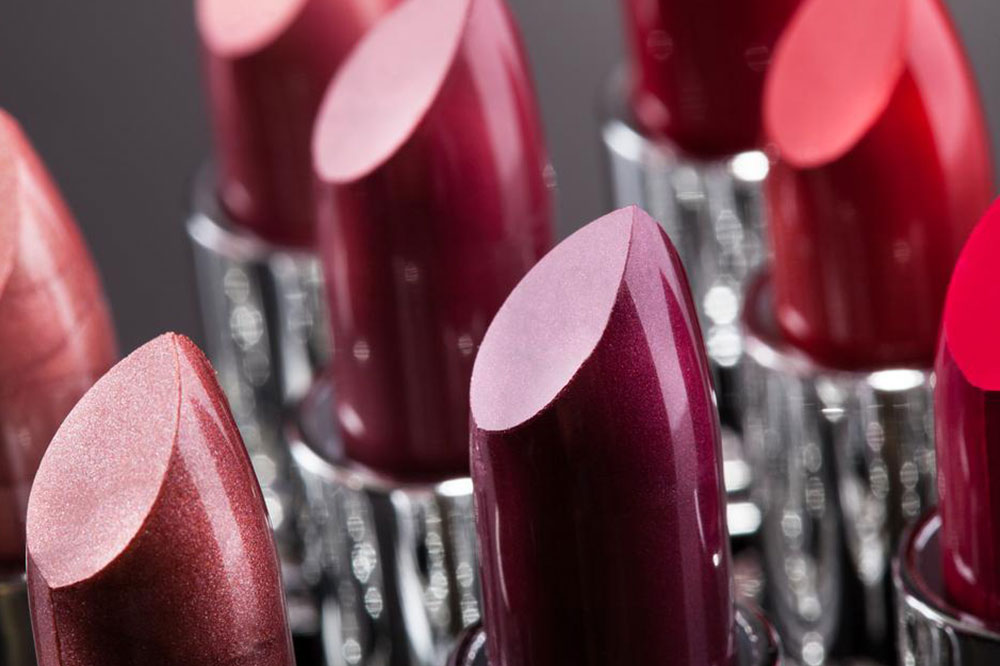 6 Common Lipstick Mistakes To Avoid