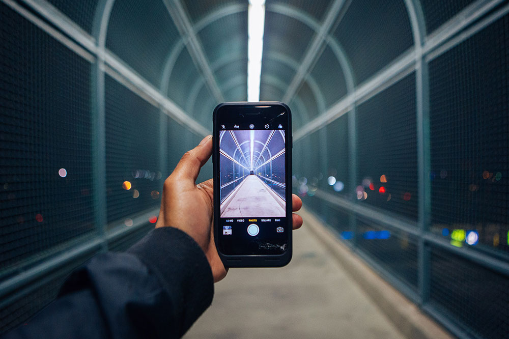 Factors to Consider While Buying a Smartphone