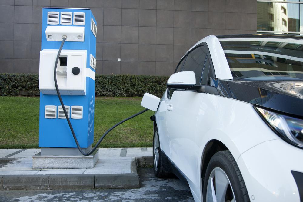 The Pros and Cons of Each Type of Hybrid and Electric Car