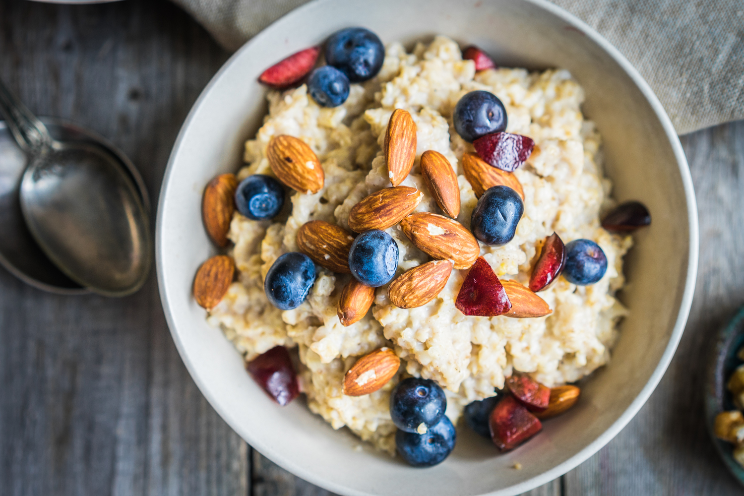 5 Superfoods for Acid Reflux